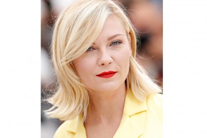 Kirsten Dunst canes