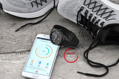 Mondaine-Helvetica-1-Smartwatch