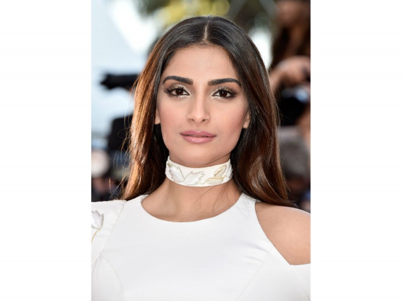 Sonam Kapoor cannes (2)