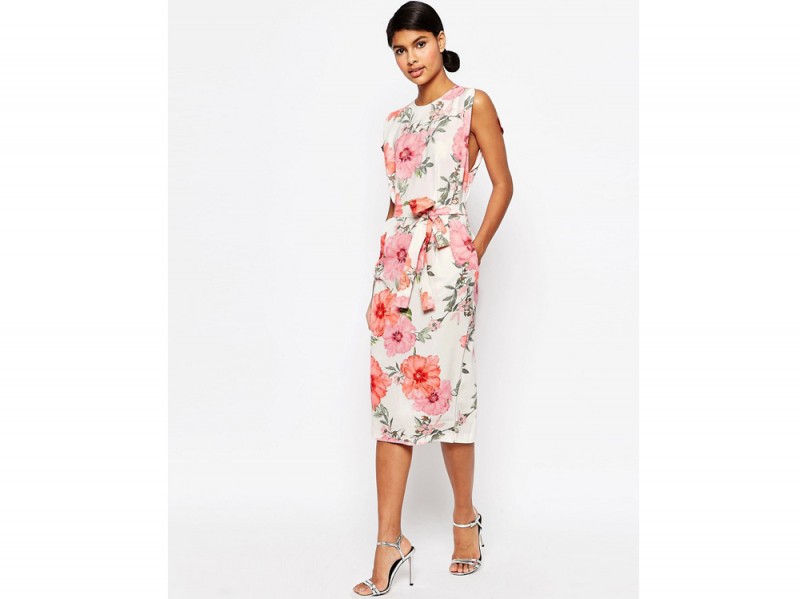 Vestito-midi-elegante-a-fiori-con-cintura-e-apertura-sulle-maniche