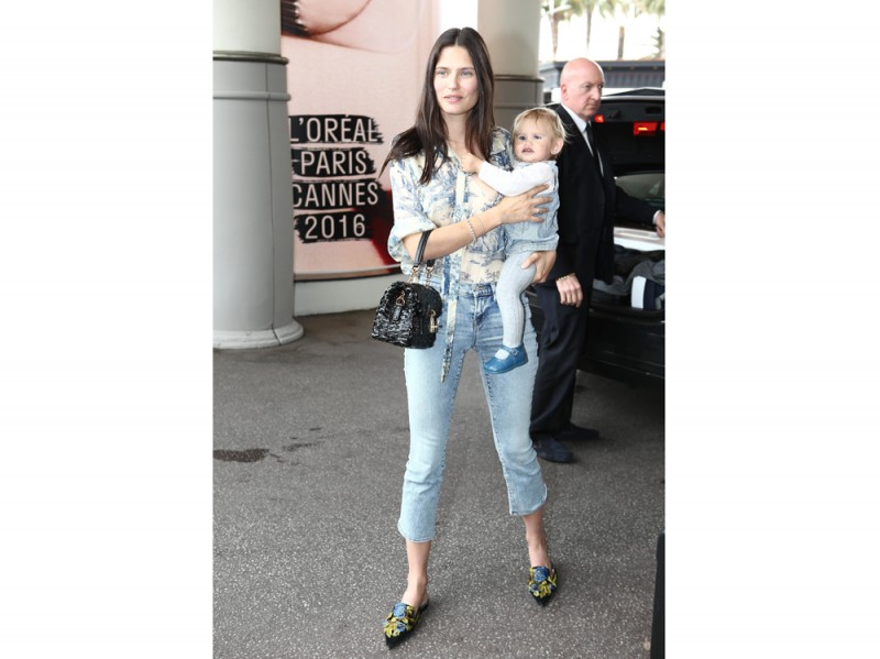 bianca-balti-casual-cannes-olycom