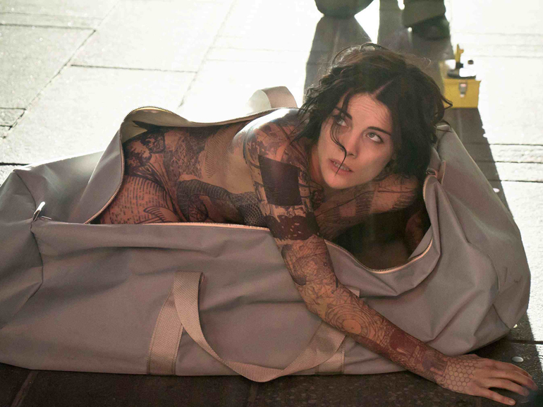 blindspot-scena-valigia-inizio