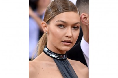 capelli-effetto-bagnato-Gigi-Hadid