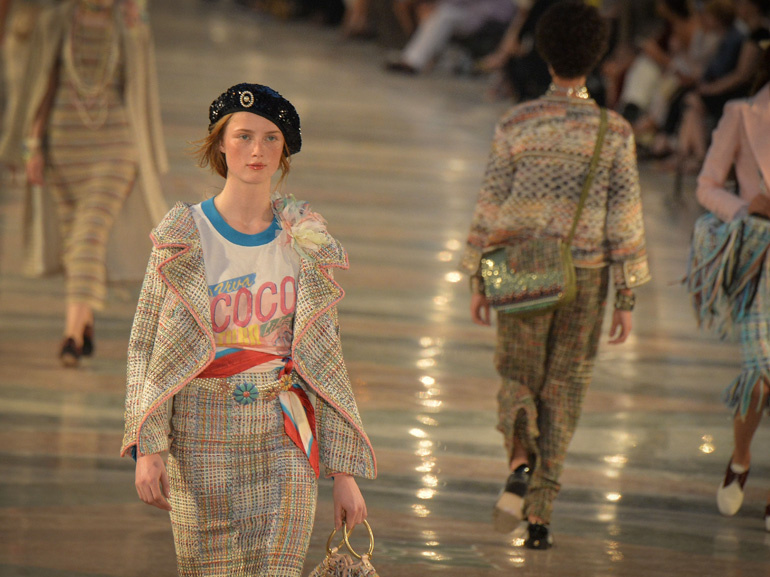 cover-chanel-cruise-2017-mobile