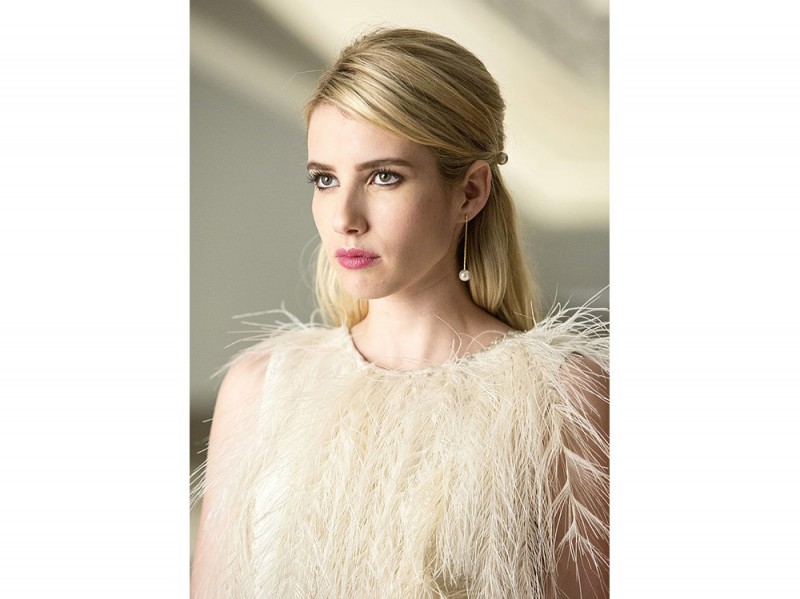 emma roberts capelli 2016 semiraccolto chanel oberlin