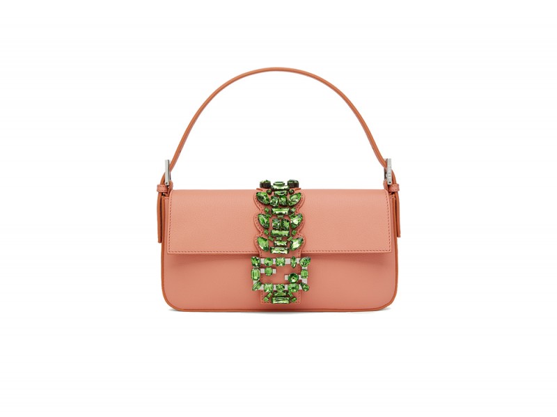 fendi-baguette-in-pelle-rosa-con-strass