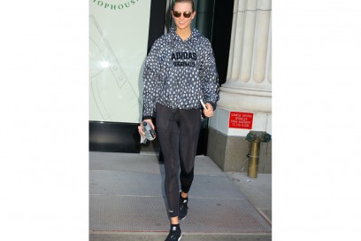 karlie-kloss-olycom