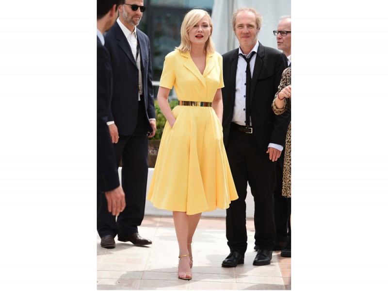 kirsten-dunst-cannes-day-1-olycom