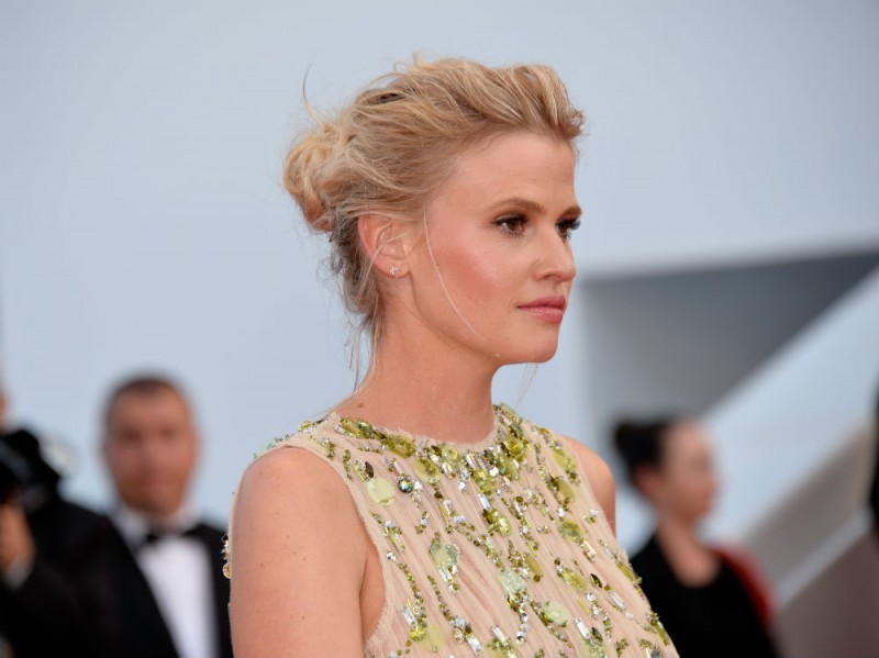 lara stone cannes