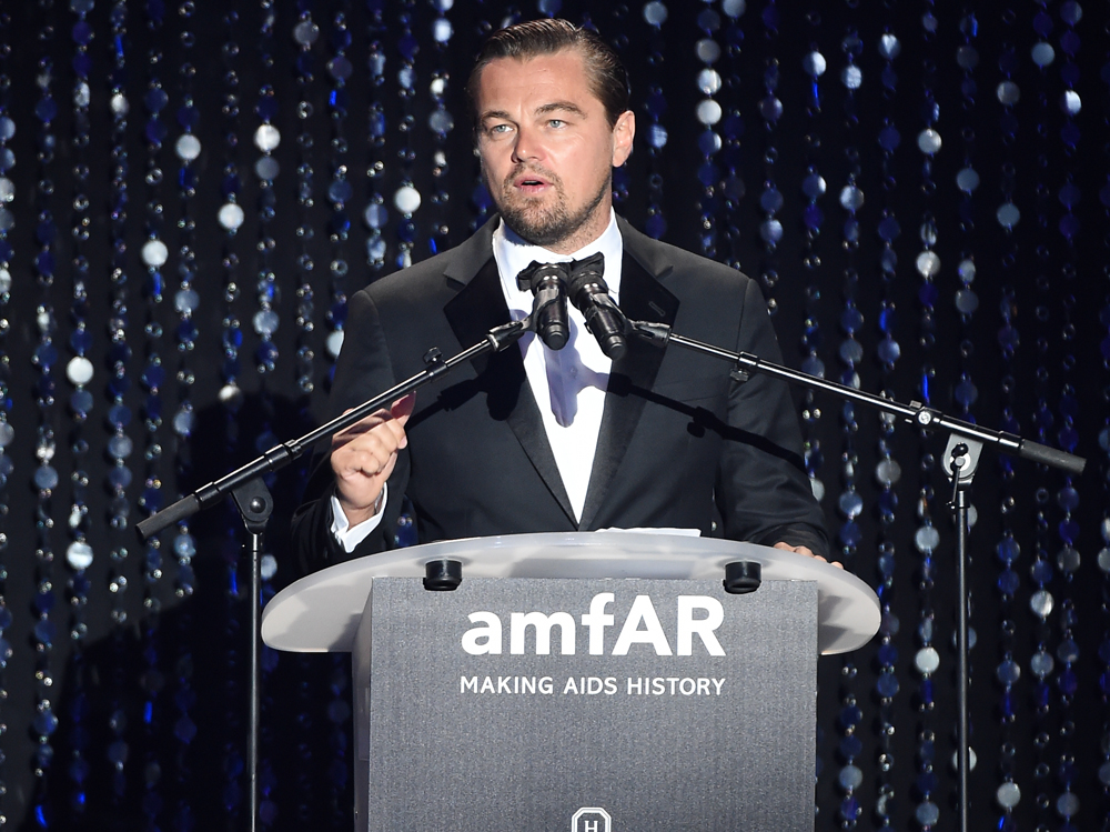 leonardo-di-caprio-amfar-moet-e-chandon