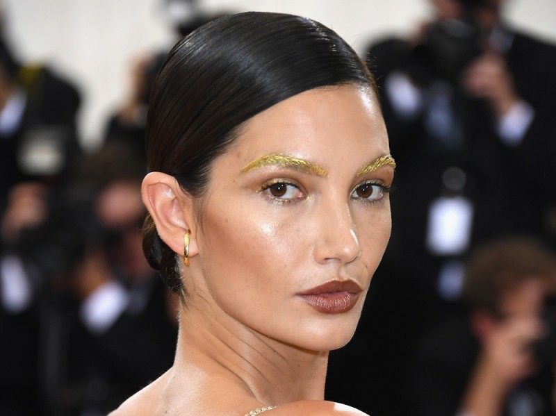 met-gala-2016-beauty-look-lily-aldridge