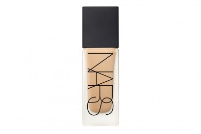 nars-all-day-luminous-weightless-foundation