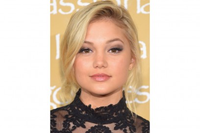 olivia-holt-make-up-02