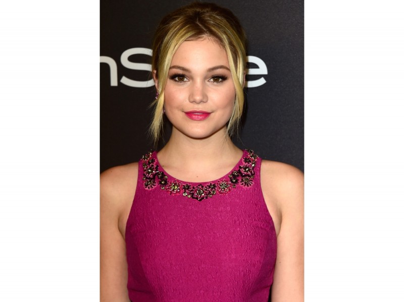 olivia-holt-make-up-06