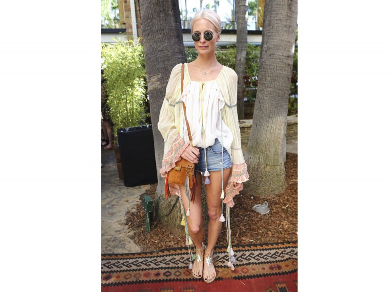 poppy-delevingne-poncho-shorts