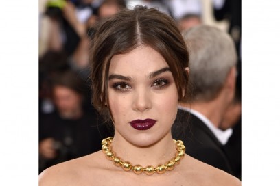 rossetti-scuri-met-gala-2016-Hailee-Steinfeld