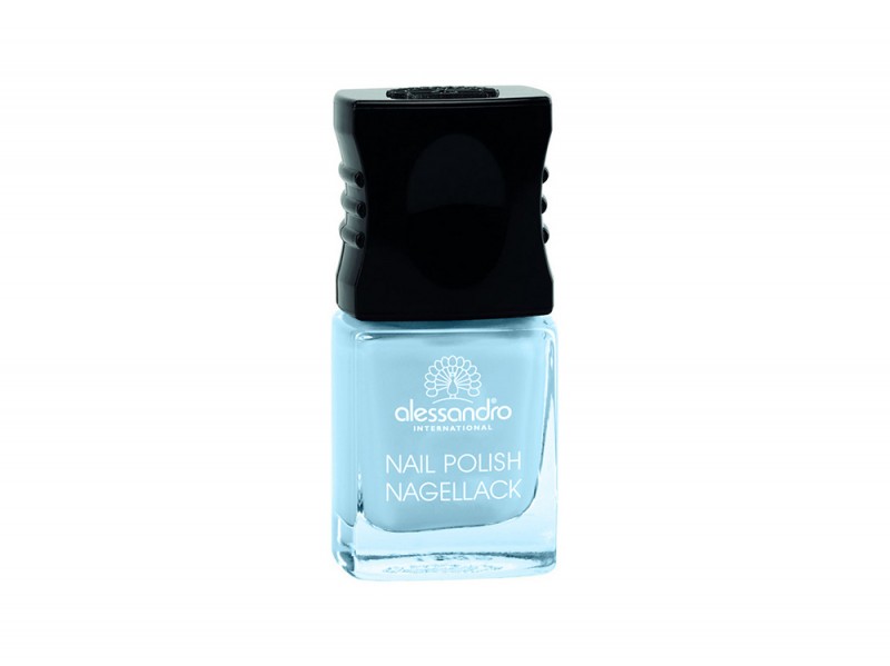 smalto-azzurro-Alessandro-Nail-Color-surfin-usa