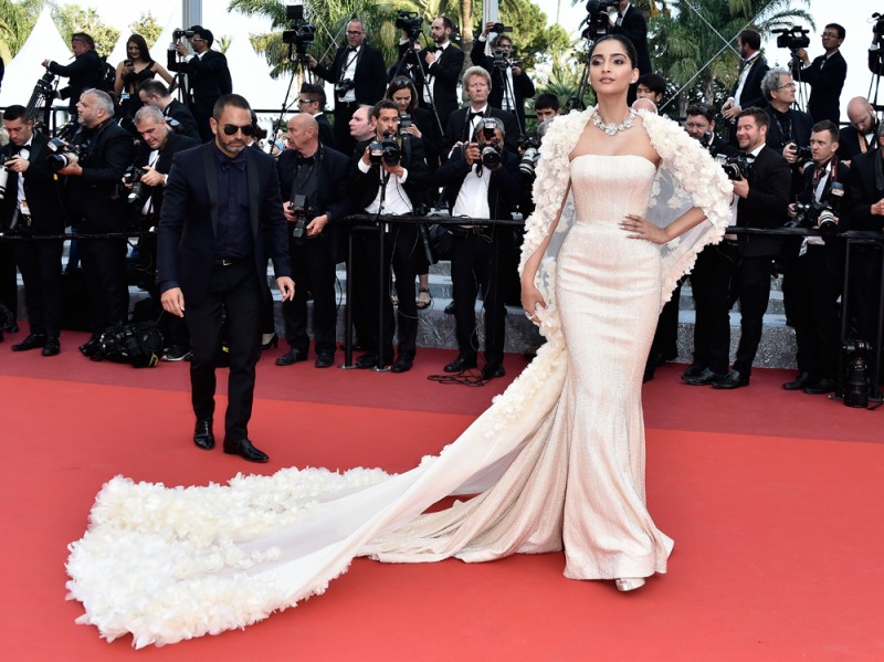 sonam-kapoor-cannes-getty-2