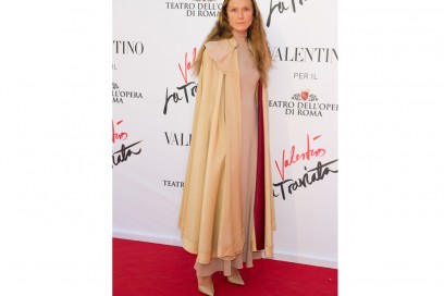 _vanessa-beecroft-la-traviata-valentino-olycom