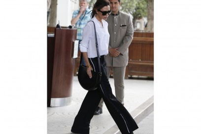 victoria-beckham-day-look-cannes-olycom