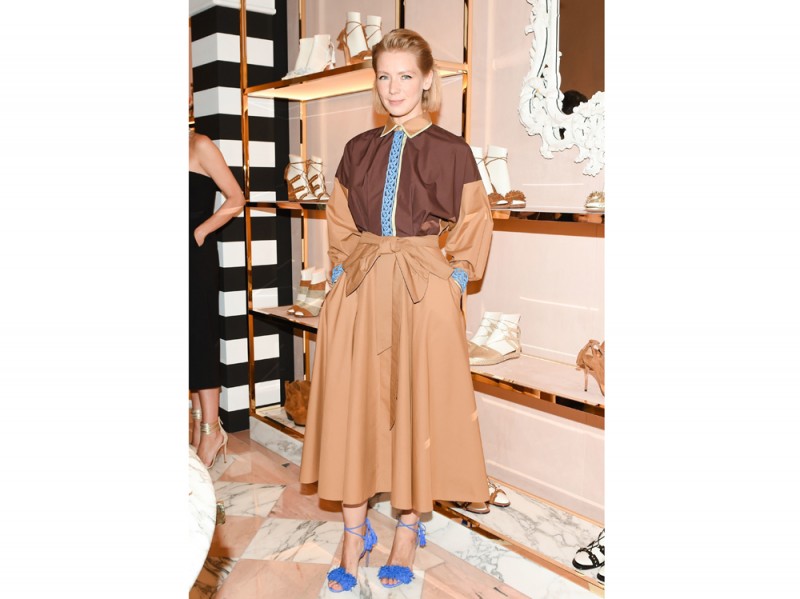 vika-gazinskaya-aquazzura-olycom