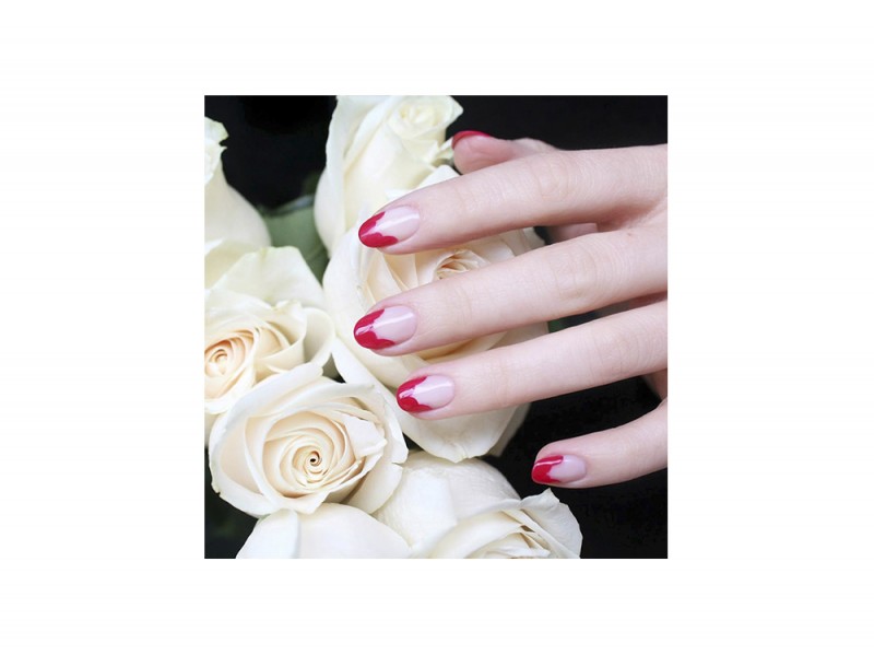 10-nail-art-da-provare-ora-pe2016-JinSoon_Petal