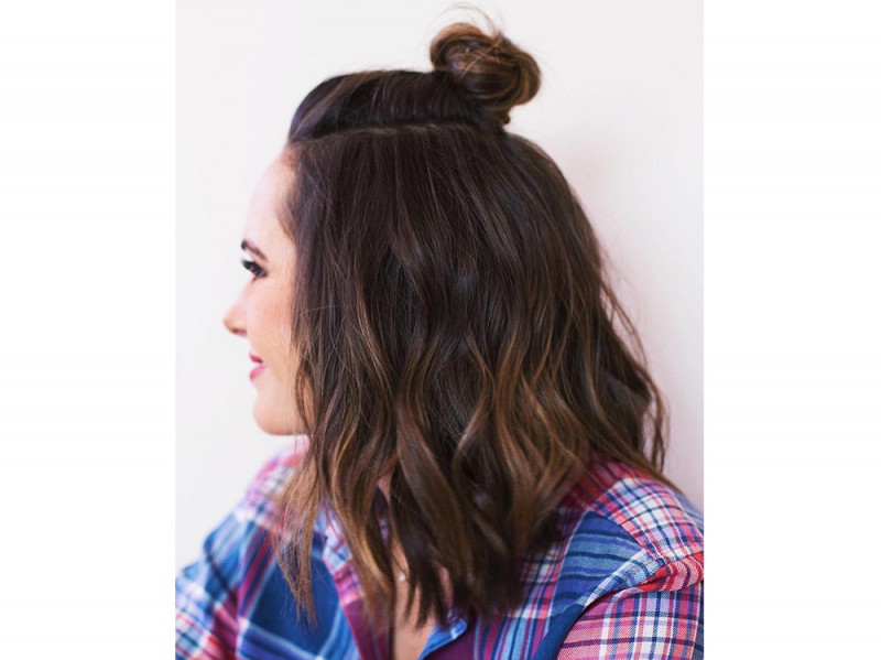 half-bun-la-tendenza-capelli-preferita-09