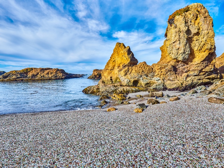 GettyImages-glass beach California