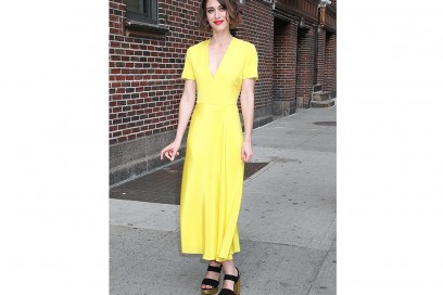 LIZZY-CAPLAN-yellow-dress-olycom