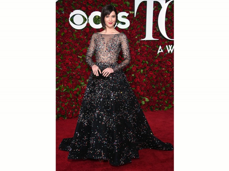 Mary-Elizabeth-Winstead-tony-awards-2016