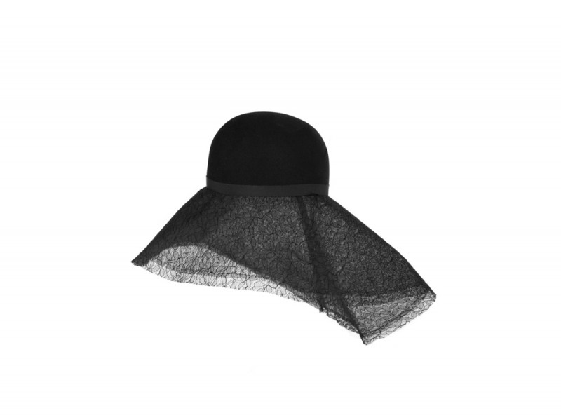 cappello-pizzo-ricamato-eres