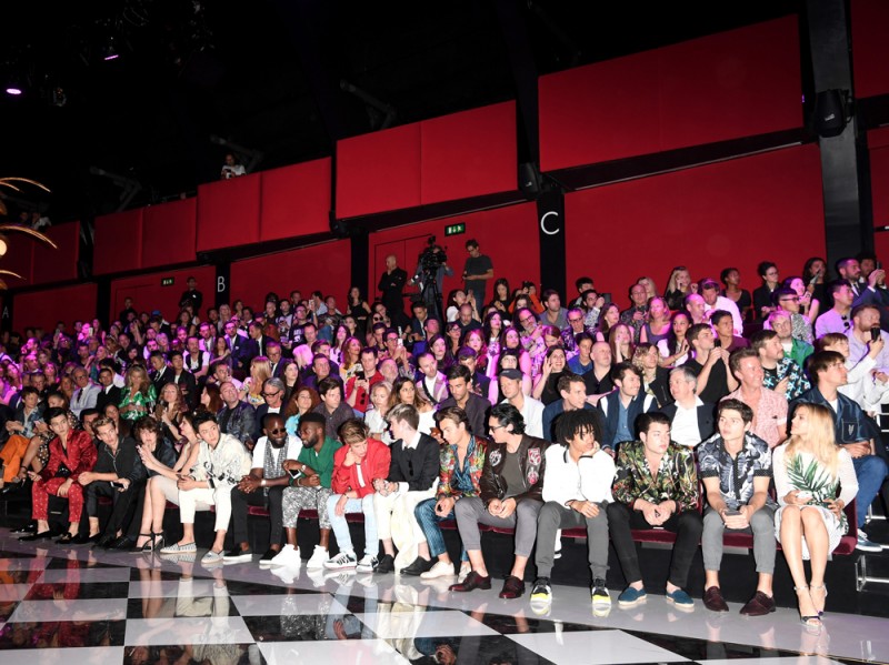 dolce-gabbana-pe17-uomo-front-row