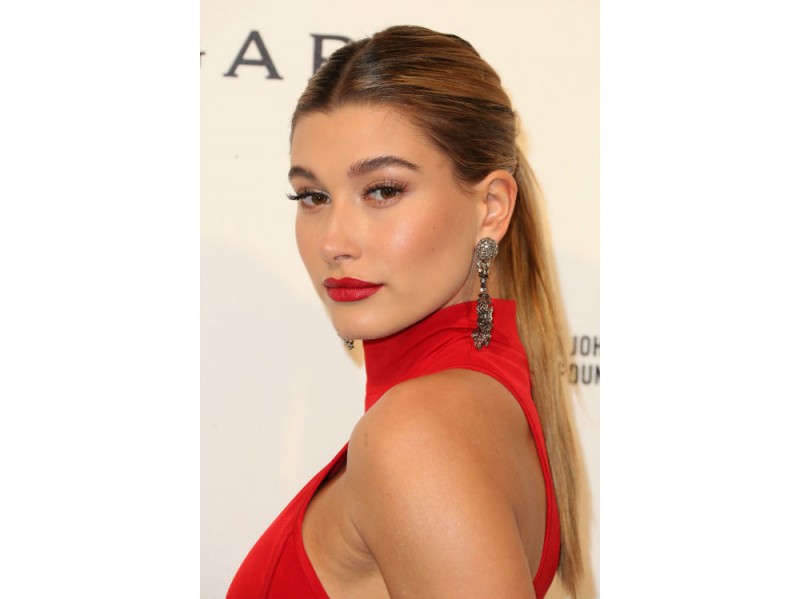 hailey baldwin capelli 2