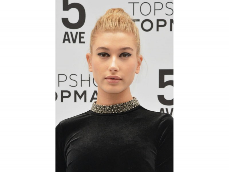 hailey baldwin make up (3)