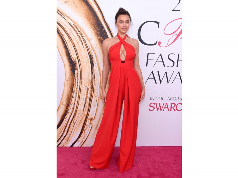irina-shayk-cfda-16
