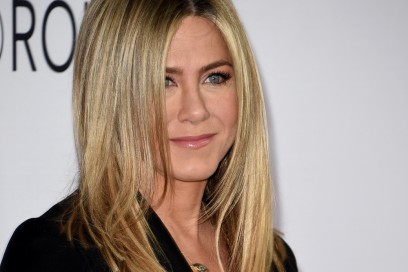 jennifer-aniston-beauty-look-10