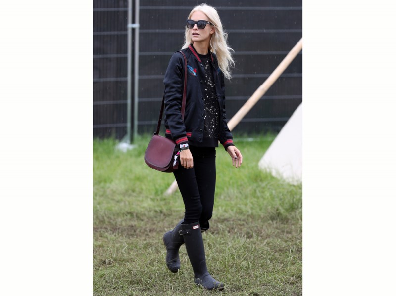 poppy-delevingne-glastonbury-getty