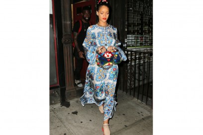 rihanna-abito-dolce-e-gabbana-olycom