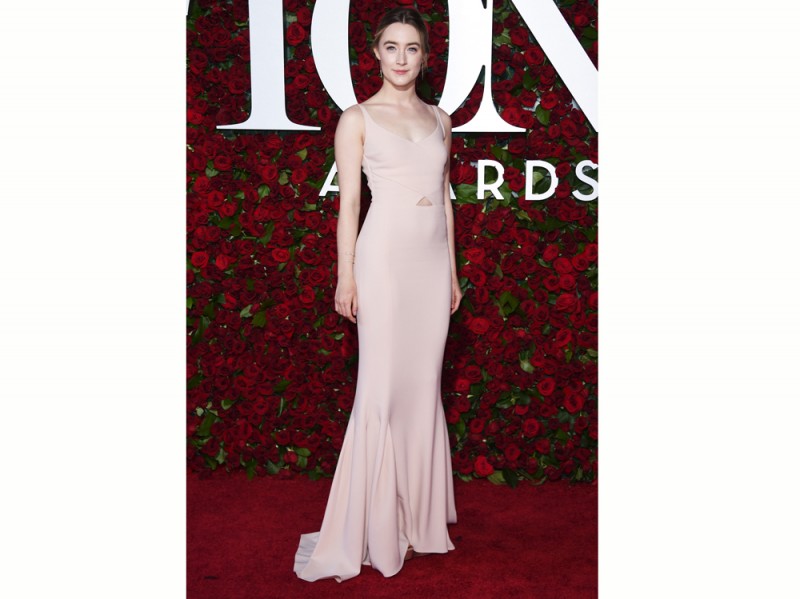 saoirse-ronan-tony-awards-16