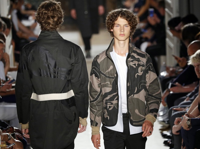 valentino-pe16-uomo-dettagli-5