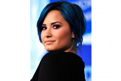 star-capelli-blu-demi-lovato