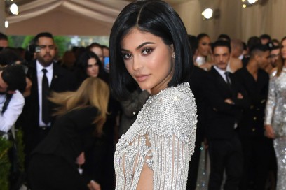 make-up-estate-kylie-jenner-bronze-glam-04