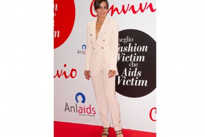 ambra-angiolini-in-armani-olycom