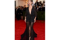 beyonce-longdress-nero-spacco