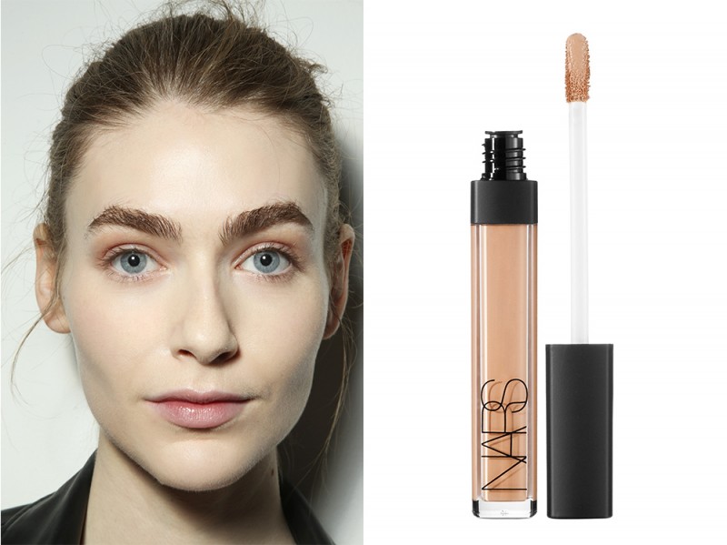 come-coprire-le-occhiaie-con-il-trucco-correttore-nars