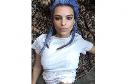 star-capelli-blu-emily-ratajkowski