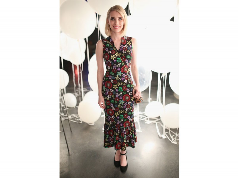 emma roberts abito a fiori suno