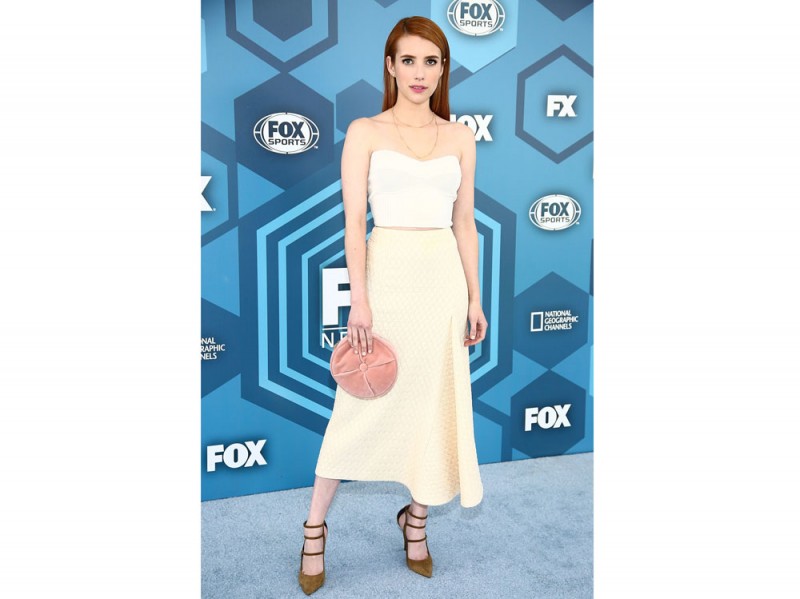 emma roberts completo victoria beckham