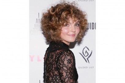 frangia-capelli-ricci-lunghi-corti-2016-camren-bicondova