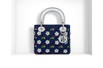 lady-dior-con-fiori-e-manici-argento